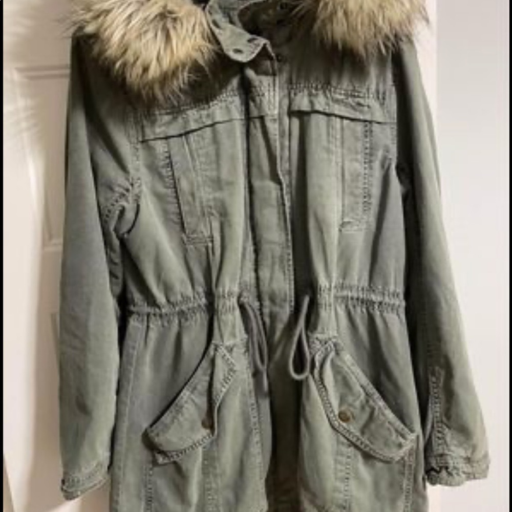 Never Worn American Eagle Parka